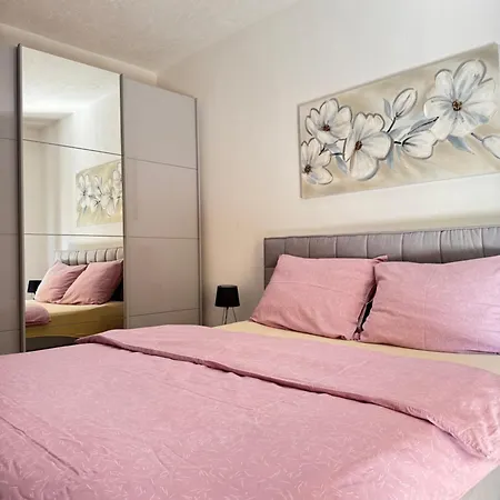 Ana Apartman